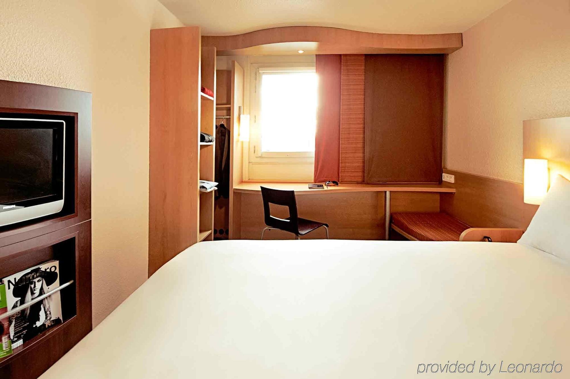 Ibis Chengdu Yongfeng Hotel Esterno foto